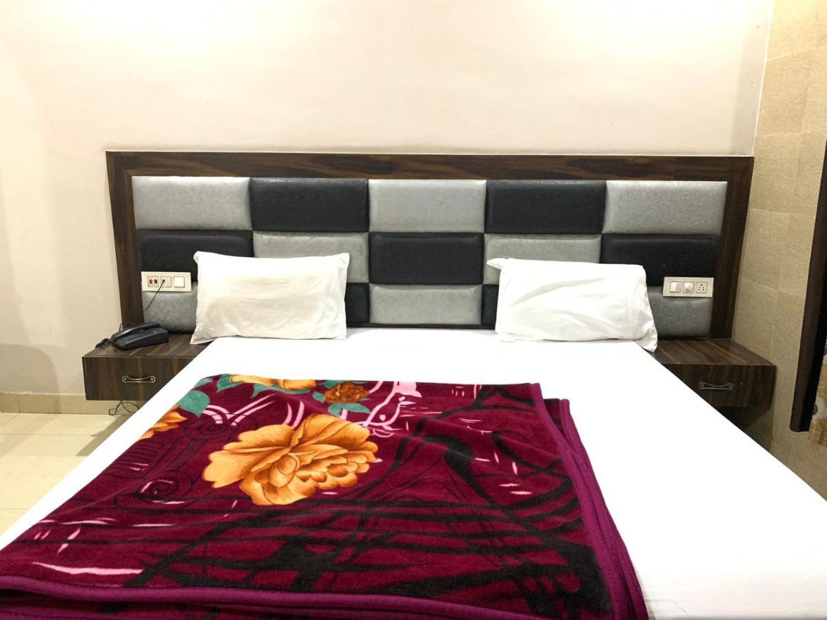 Hotel Sukhman Residency Amritsar Esterno foto