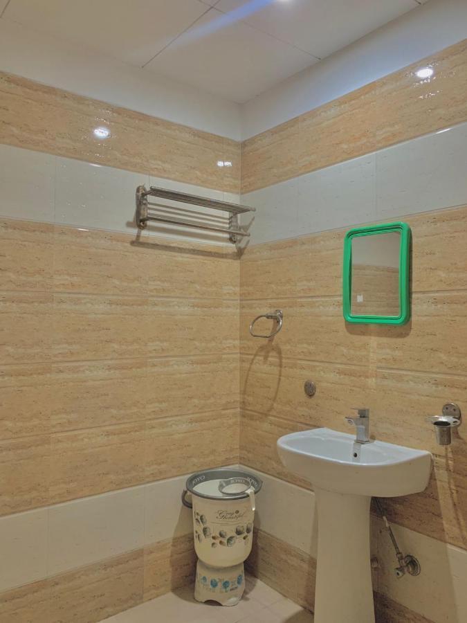 Hotel Sukhman Residency Amritsar Esterno foto
