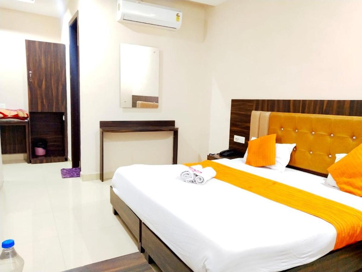 Hotel Sukhman Residency Amritsar Esterno foto