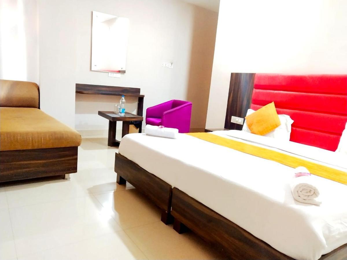 Hotel Sukhman Residency Amritsar Esterno foto